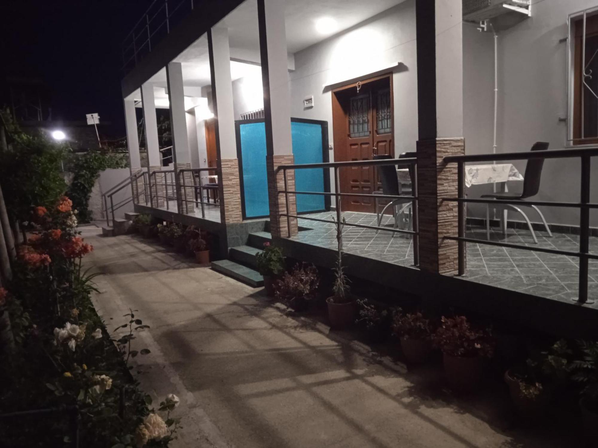 Vila N Dervishi Vlore Exterior photo