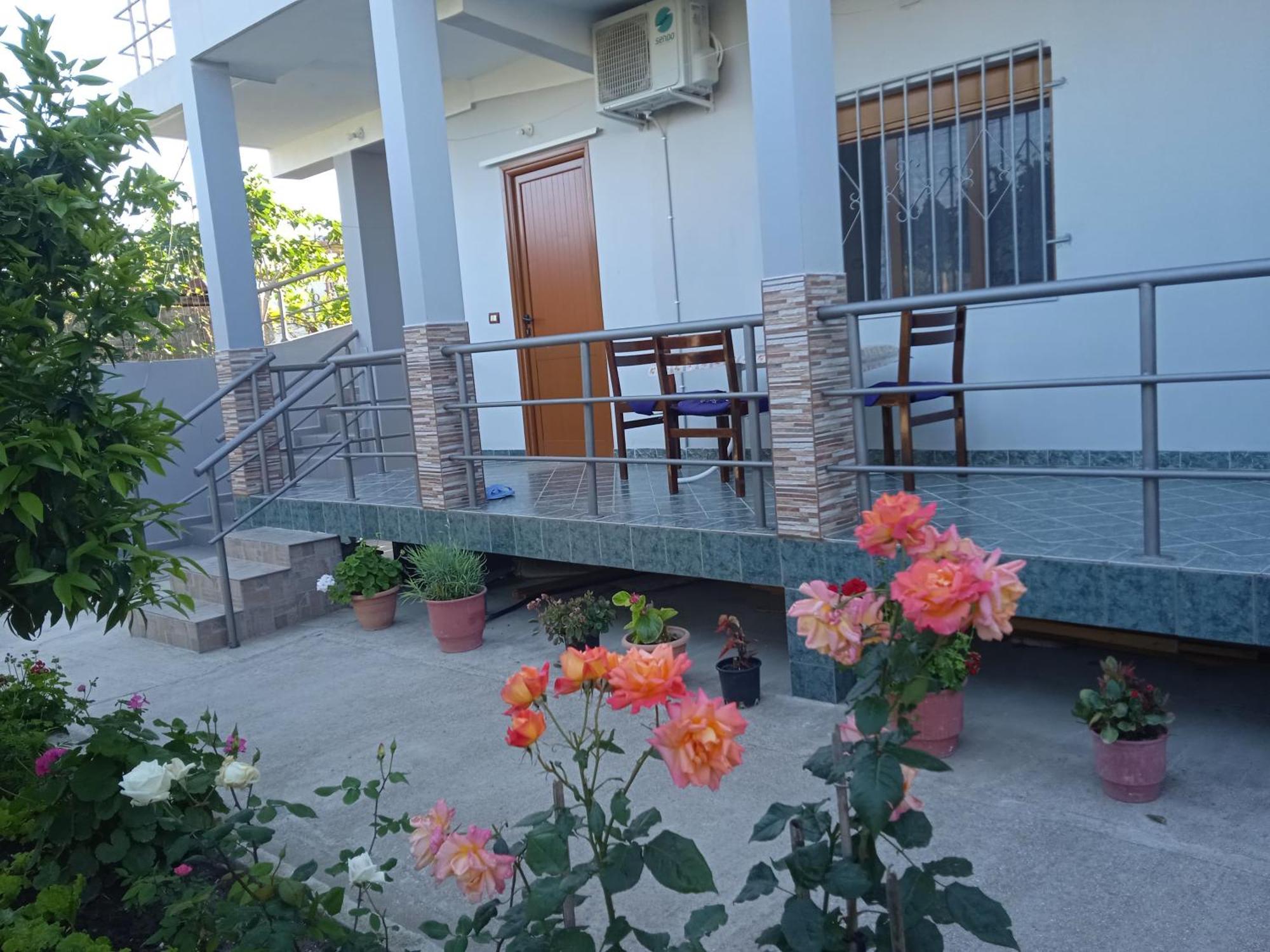 Vila N Dervishi Vlore Exterior photo